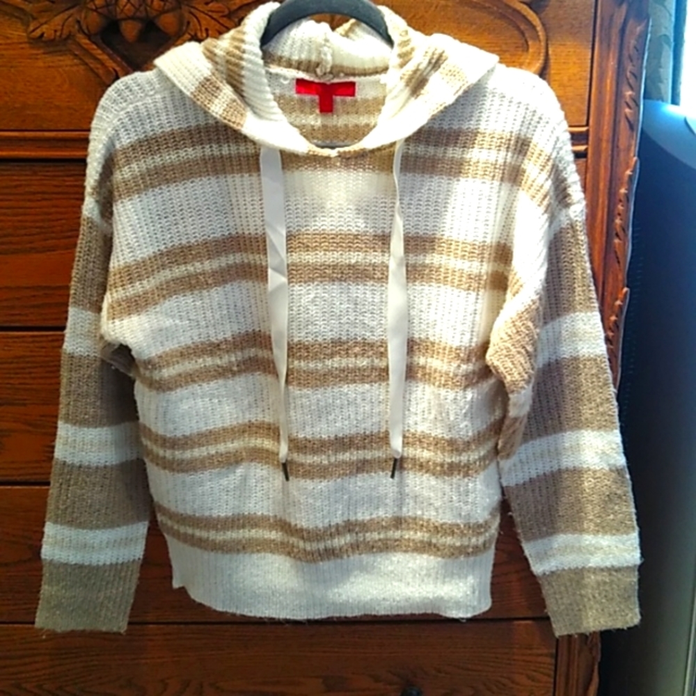 Jennifer Lopez hoodie in women's size small.
